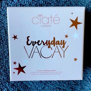 ciate “everyday vacay” coconut setting powder